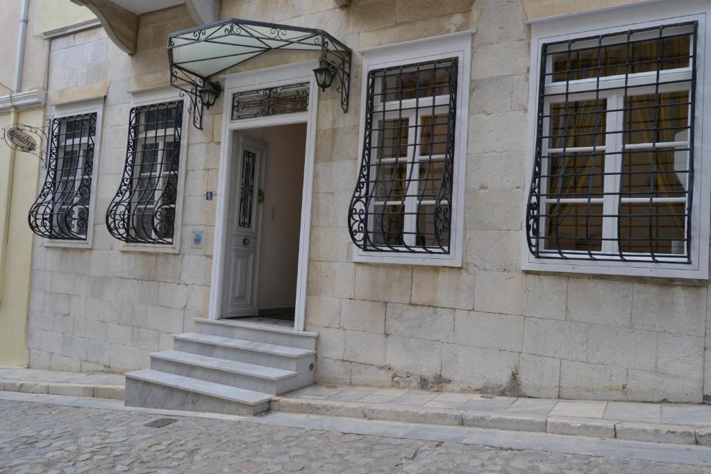 Ariadni Rooms & Apartments Ermoupoli Exterior foto